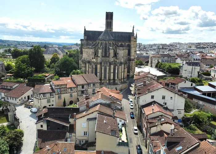 Bel Appartement En Plein Centre Ville